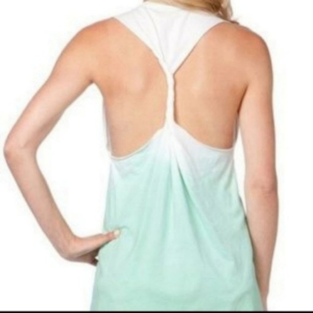 NWOT Miss Me Ombre Graphic Twisted Racerback Tank - Picture 2 of 8
